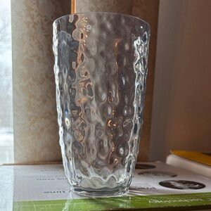 Textured Clear Plastic Tumbler 25oz-8ct.